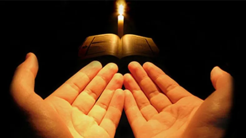 অন্ধকার থেকে মুক্তির সন্ধান