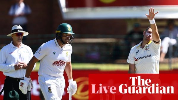 Sun shines in Gqeberha as South Africa battle back on day three against Australia