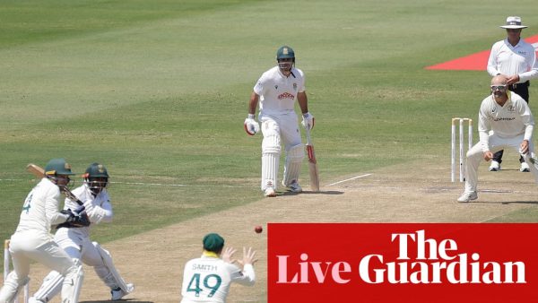 Renshaw's 190 Puts Australia in Control as South Africa Fight Back on Day Three in Durban