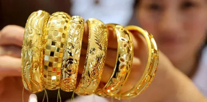 Armed Robbers Loot Gold Worth 15 Million Rupees in Karachi’s Defence