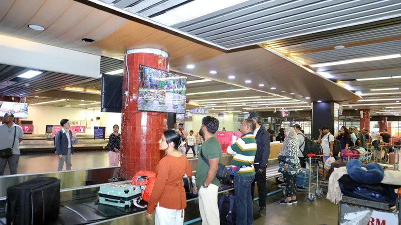 AI Cameras and Live Monitors Installed at Dhaka Airport to Prevent Luggage Mismanagement