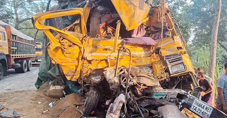 Survivor Recounts Terrifying Moments Before Deadly Bus-Truck Collision in Natore